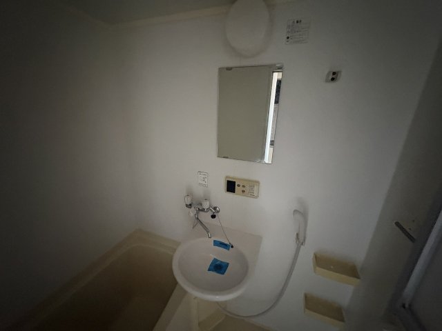 洗面設備　コンパクトで使いやすい洗面所