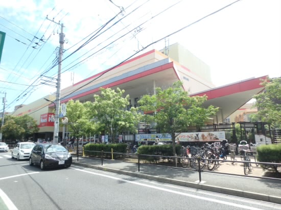 ホームセンター　島忠・ホームズ仙川店（ホームセンター）まで1322m
