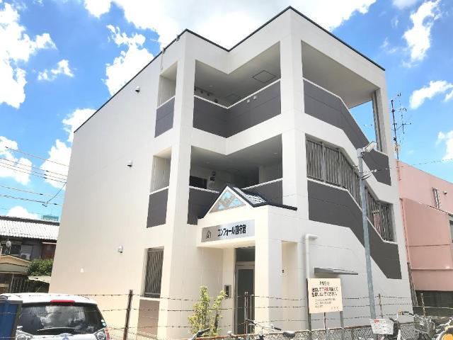 建物外観　外観写真（昼）
