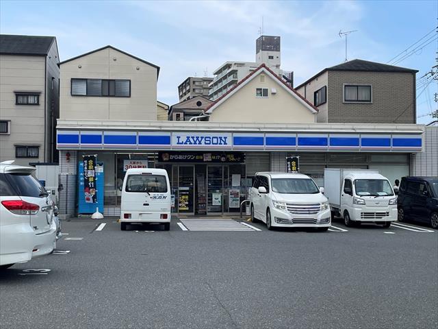 コンビニ　ローソン（コンビニ）まで970m