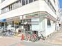 コンビニ　セブンイレブン新所沢駅東口店（コンビニ）まで110m