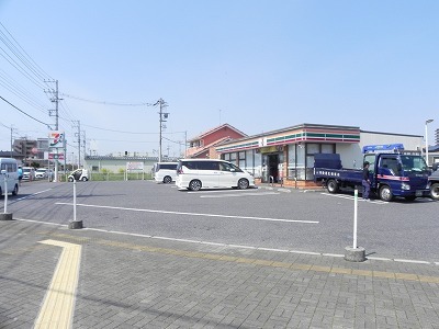 コンビニ　セブンイレブン（コンビニ）まで250m