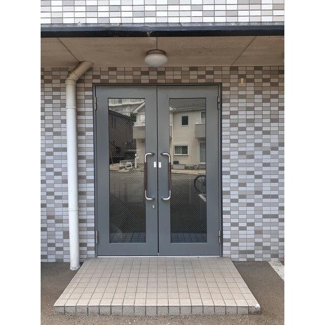 エントランス　他号室の写真です。