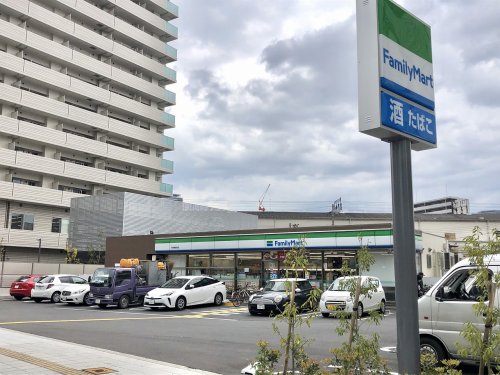 コンビニ　ファミリーマート芦原橋駅前店（コンビニ）まで281m
