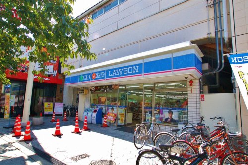 コンビニ　ローソン ＪＲ今宮駅店（コンビニ）まで546m