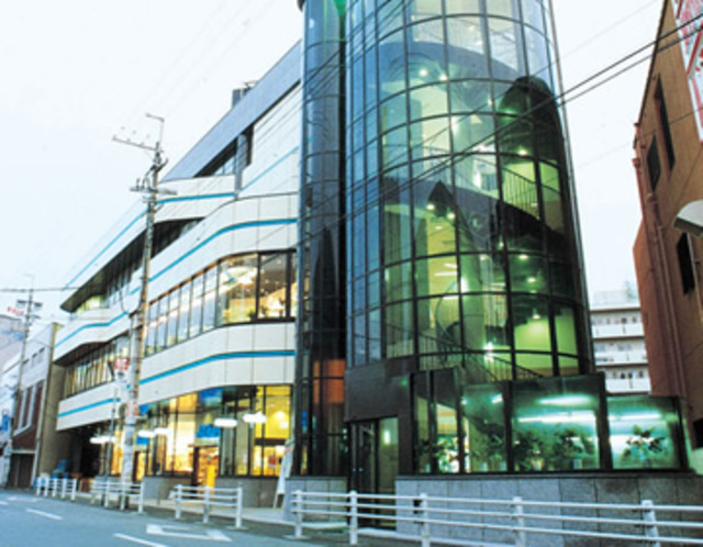 スーパー　いかりスーパーマーケット塚口店（スーパー）まで479m
