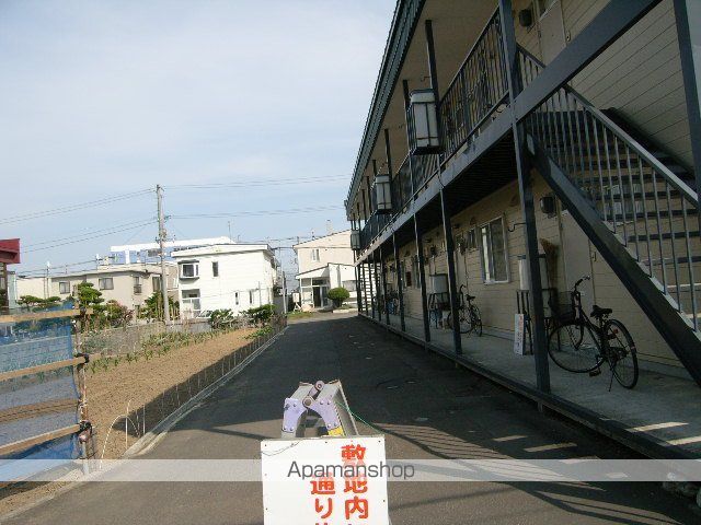 地下鉄東西線 南郷１８丁目駅 徒歩17分 2階建 築40年の外観写真