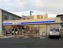コンビニ　ローソン中川八熊三丁目店（コンビニ）まで81m