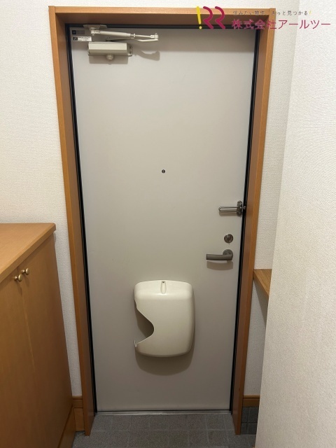 玄関　シューズボックス