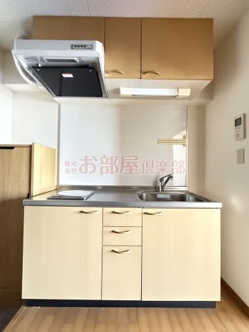 キッチン　コンパクトなキッチンで掃除もラクラク