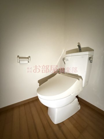 トイレ　清潔感のあるトイレです