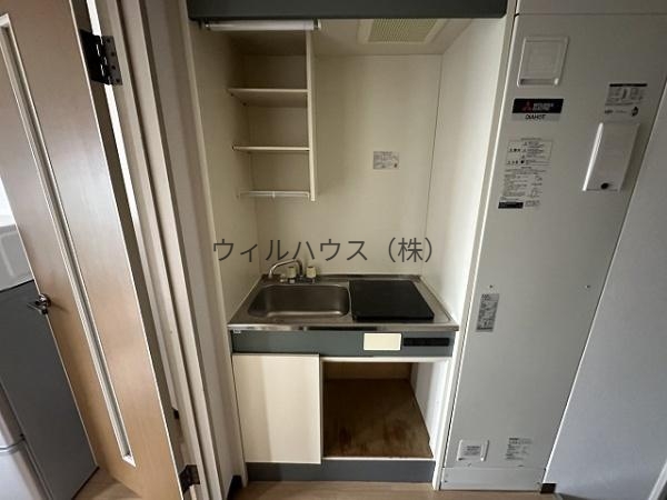 キッチン　１口電気コンロ付き！
