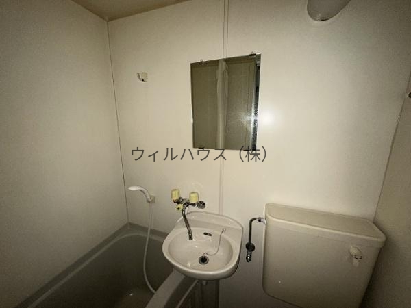 洗面設備　洗面台あり！