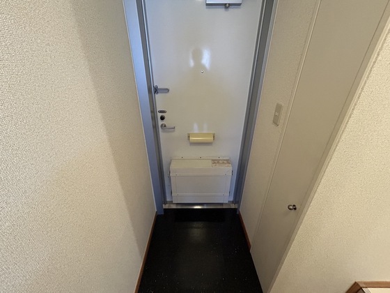 玄関　※別部屋の写真です