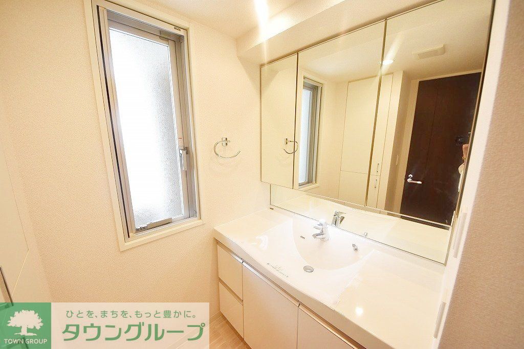 洗面設備　お部屋探しは株式会社　タウンハウジング　までお気軽にお問合…