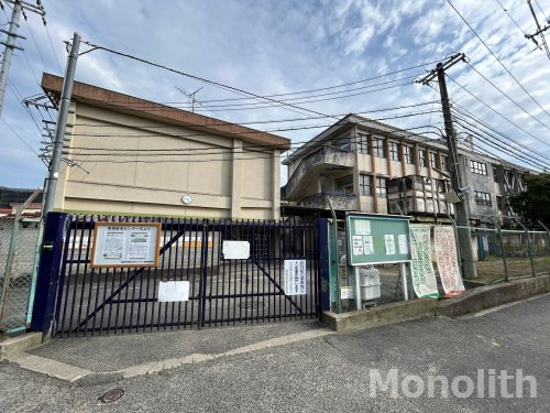 小学校　北池田小学校（小学校）まで914m