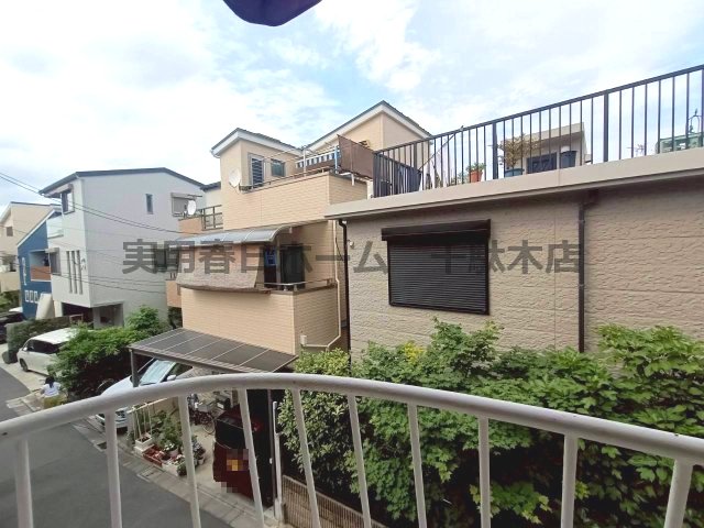 眺望　閑静な住宅地です。