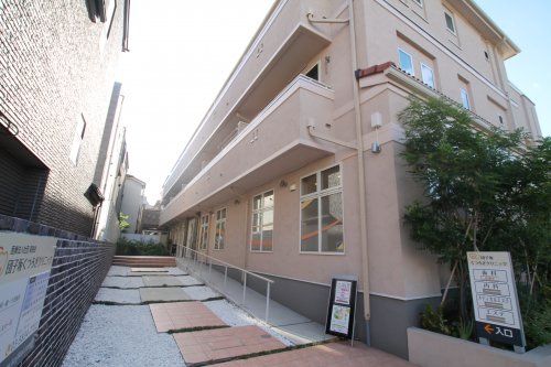 病院　団子坂　くつろぎクリニック（病院）まで560m