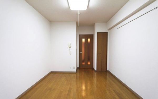 居室・リビング　※別部屋参考写真