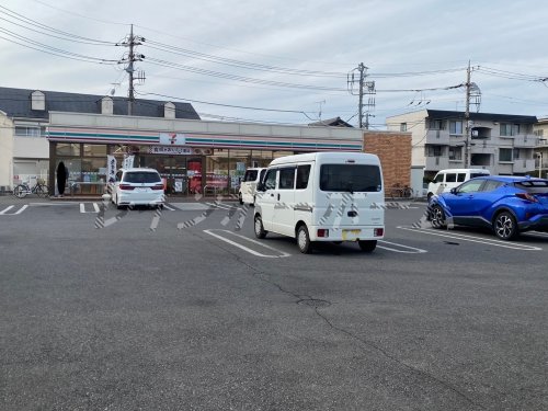 コンビニ　セブンイレブン我孫子天王台2丁目店（コンビニ）まで663m
