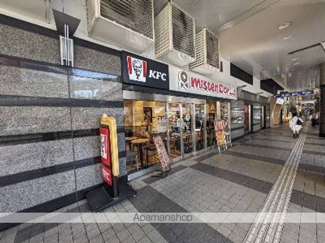 飲食店　ケンタッキーフライドチキンＪＲ小倉店（飲食店）まで376m