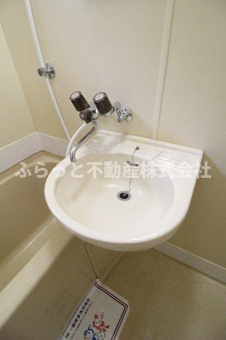 洗面設備　広い洗面スペース