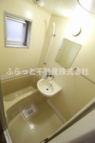 バス・シャワールーム　日々の疲れを癒すお風呂付です