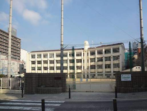 小学校　大阪市立中央小学校（小学校）まで197m
