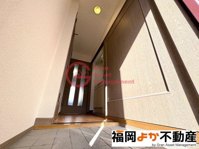 玄関　落ち着いた玄関です