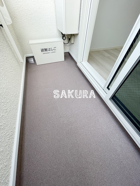 バルコニー　便利で嬉しいバルコニー付きです♪