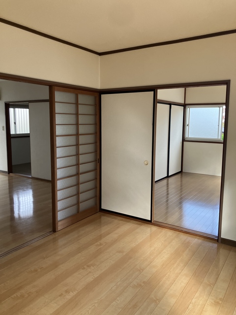 居室・リビング　※別のお部屋の参考画像です。現況優先。