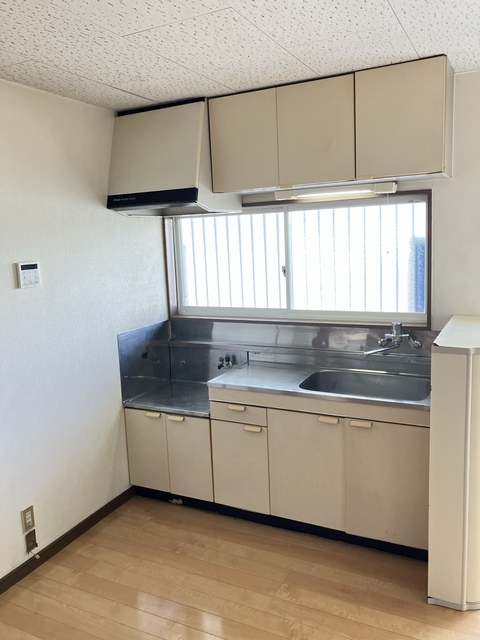 キッチン　※別のお部屋の参考画像です。現況優先。