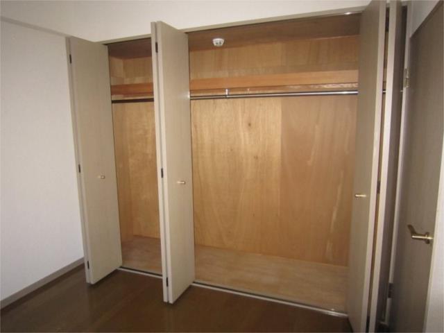 収納　クローゼット内部