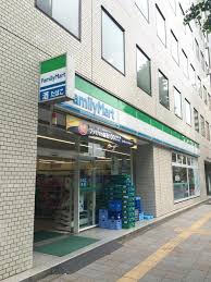 コンビニ　ファミリーマート駒形一丁目店（コンビニ）まで173m