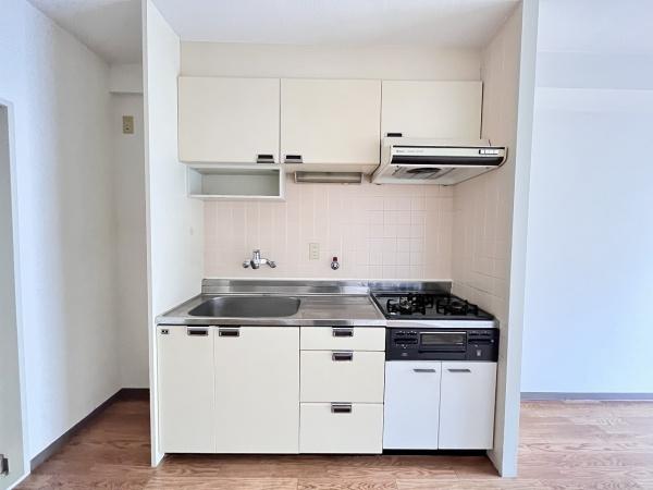 キッチン　※同物件内の別のお部屋の写真になります