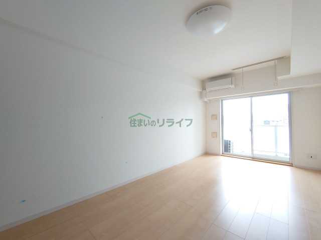 居室・リビング　XEBEC日暮里