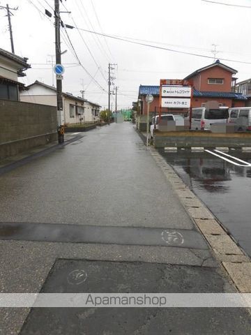 その他　前面道路（その他）まで0m