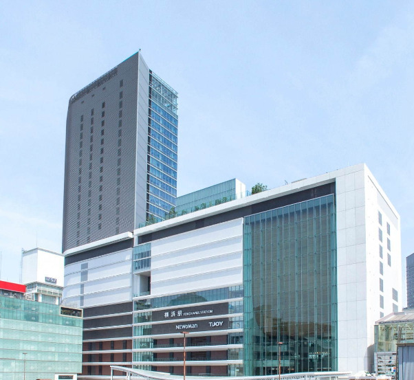 その他　NEWoMan YOKOHAMA店（その他）まで886m