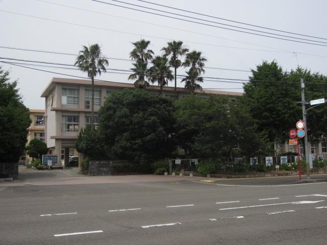 小学校　東大宮小学校（小学校）まで1110m