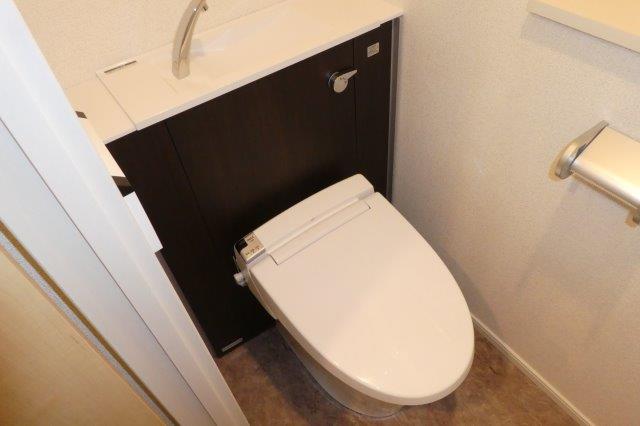 トイレ　ウォシュレット