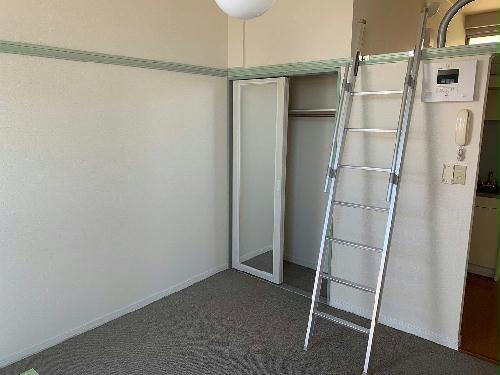 居室・リビング　同タイプのお部屋の写真です。