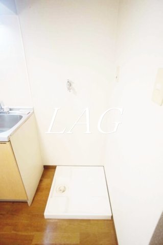 その他設備　室内洗濯機置き場です