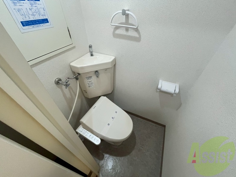 トイレ　トイレです。ウォシュレット付を探している方、おすすめです。