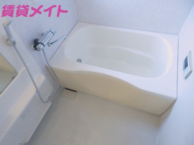 バス・シャワールーム　同型参考写真です