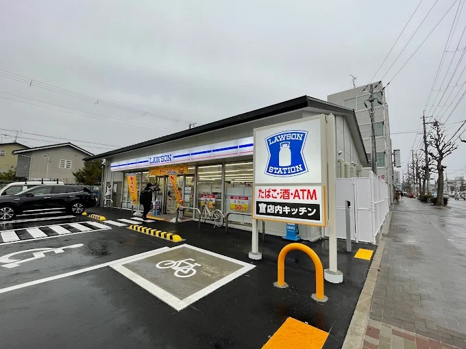 コンビニ　ローソン 西ノ京北円町店（コンビニ）まで115m