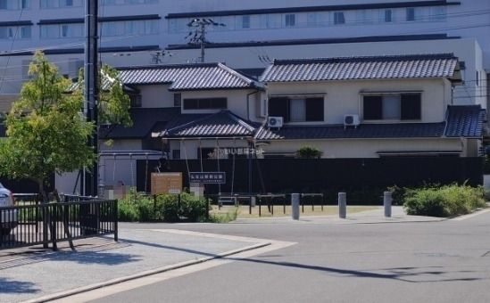 公園　仏生山駅前公園（公園）まで485m