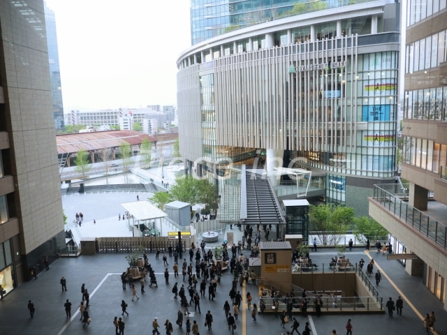 ショッピングセンター　グランフロント大阪北館（ショッピングセンター）まで755m
