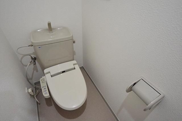 トイレ　別部屋参考写真