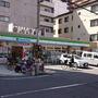 コンビニ　ファミリーマート 城東中央二丁目店（コンビニ）まで182m