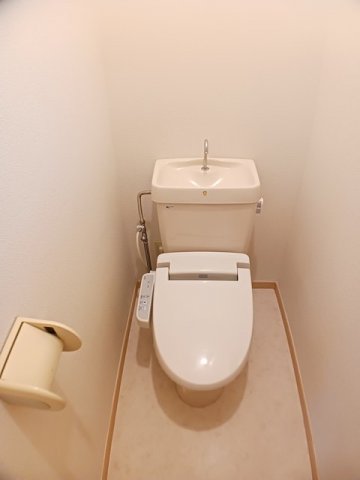 トイレ　シンプルで使いやすいトイレです